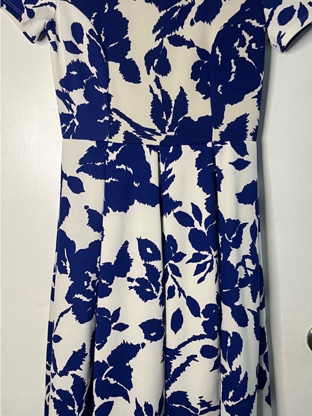 12 Pm By Mon Ami Blue and White Floral Midi Dress